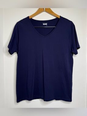 Basic Editions Short Sleeve V Neck T Shirt Navy Size Large Cotton Closet Staple